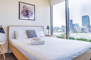 Hope Street 2142 - Beautiful 2 Bedrooms Apartment - SoFun Apartment at South Brisbane (South Brisbane)