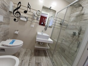 Down duvets, in-room safe, blackout curtains, iron/ironing board - Residence Eleonora (Chioggia)