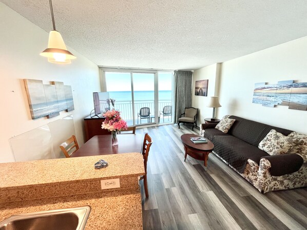 TV de tela plana, DVD player