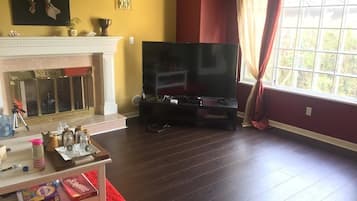 32-inch TV with cable channels
