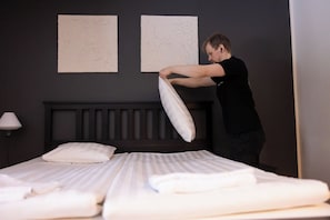Basic Double Room | WiFi (free)