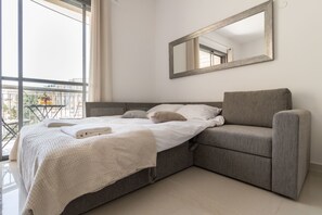 Comfort Apartment, 1 Bedroom | Living room | Flat-screen TV - Yafo 35 - Isrentals (Jerusalem)