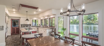 Downtown Bend Waterfront Escape