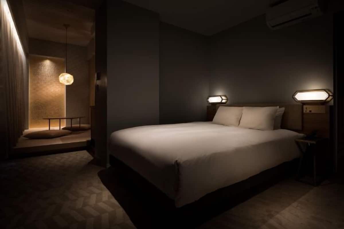 In-room safe, desk, blackout drapes, soundproofing