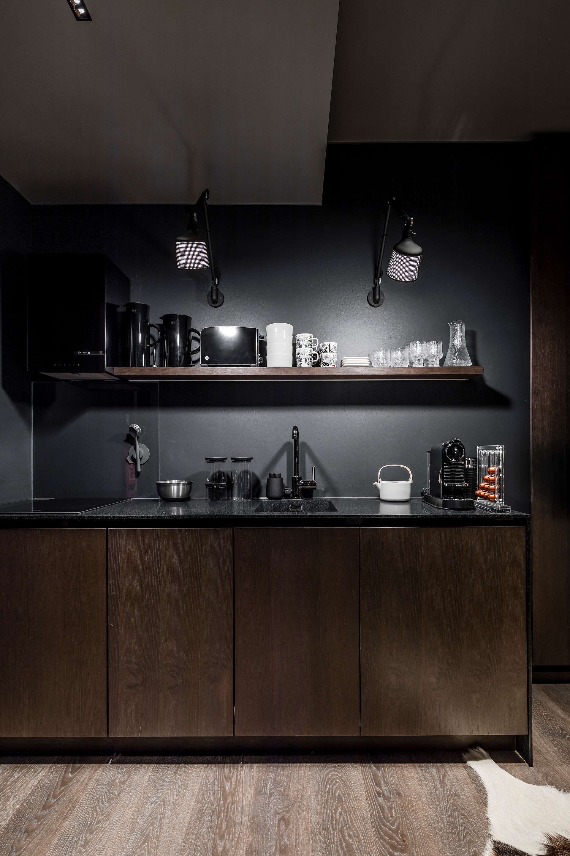 laavu [the lean-to] | private kitchen | fridge, microwave, stovetop, dishwasher