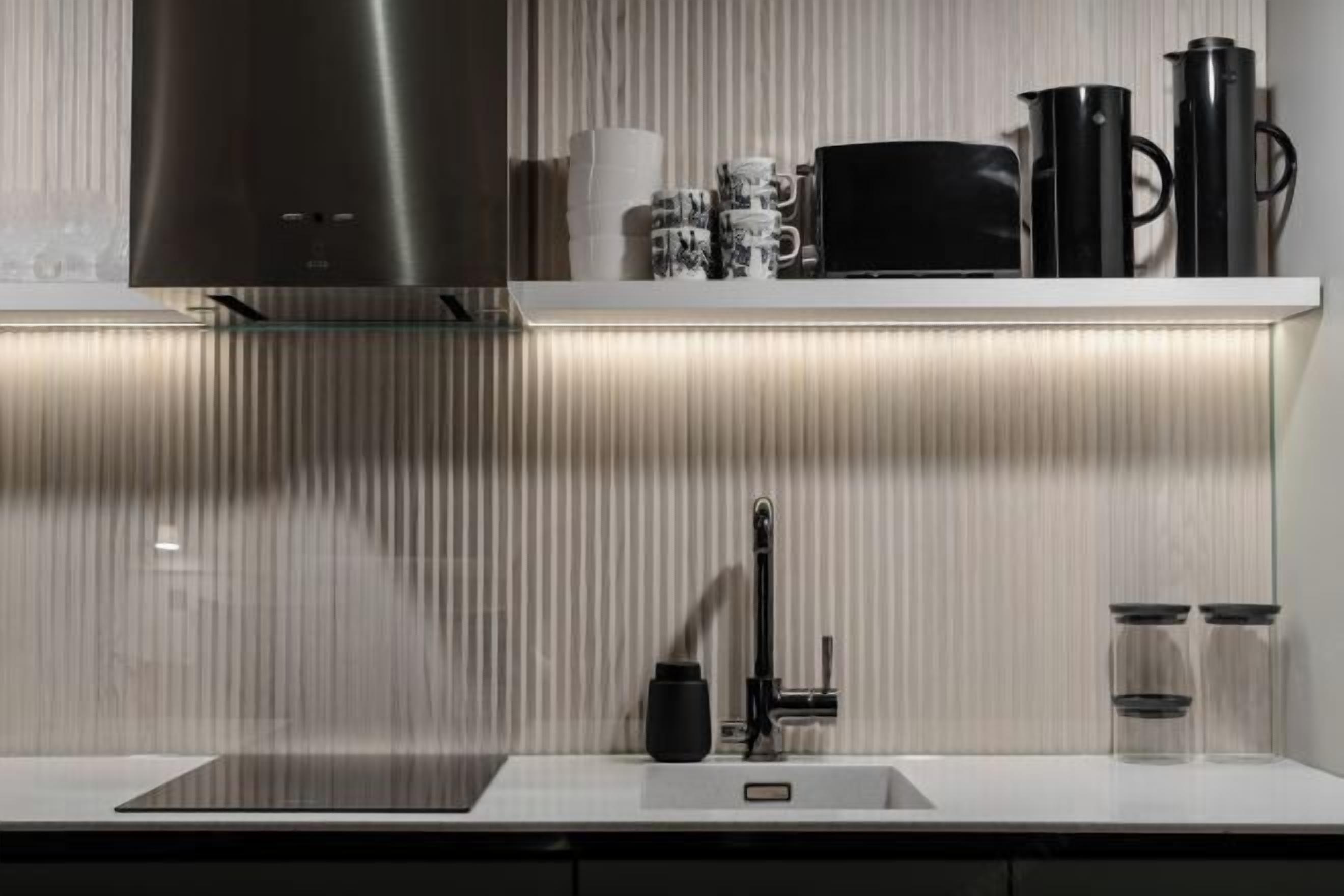 Cuisine privée | Réfrigérateur, micro-ondes, plaque de cuisson, lave-vaisselle