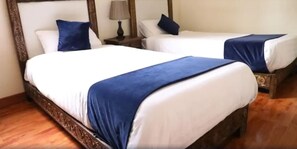 Cribs/infant beds, free WiFi