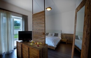 Coffres-forts dans les chambres, bureau, rideaux occultants