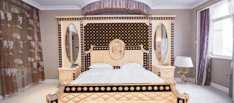 Danube International Hotel