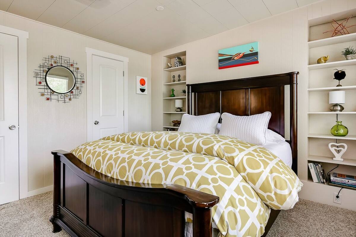 Egyptian cotton sheets, down duvets, memory-foam beds