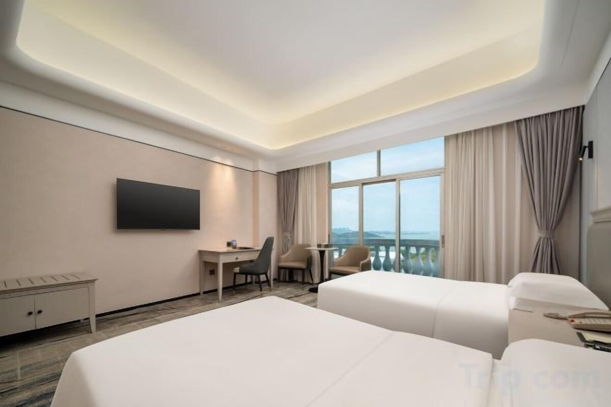 Premier Room - Sea-View (2 Beds)