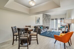 Dining - Scottsdale Golf Course Haven- Camelback views (Scottsdale)