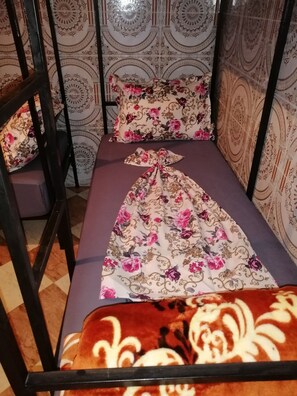 Gemeinsamer Deluxe-Schlafsaal, Nichtraucher, Blick auf den Innenhof