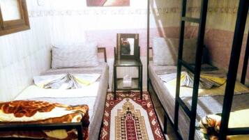 Twin Room | 1 bedroom, premium bedding, down duvets, memory-foam beds