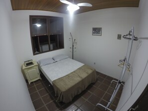 Doppelzimmer, 1 Doppelbett, Nichtraucher | Hochwertige Bettwaren, individuell dekoriert, individuell eingerichtet