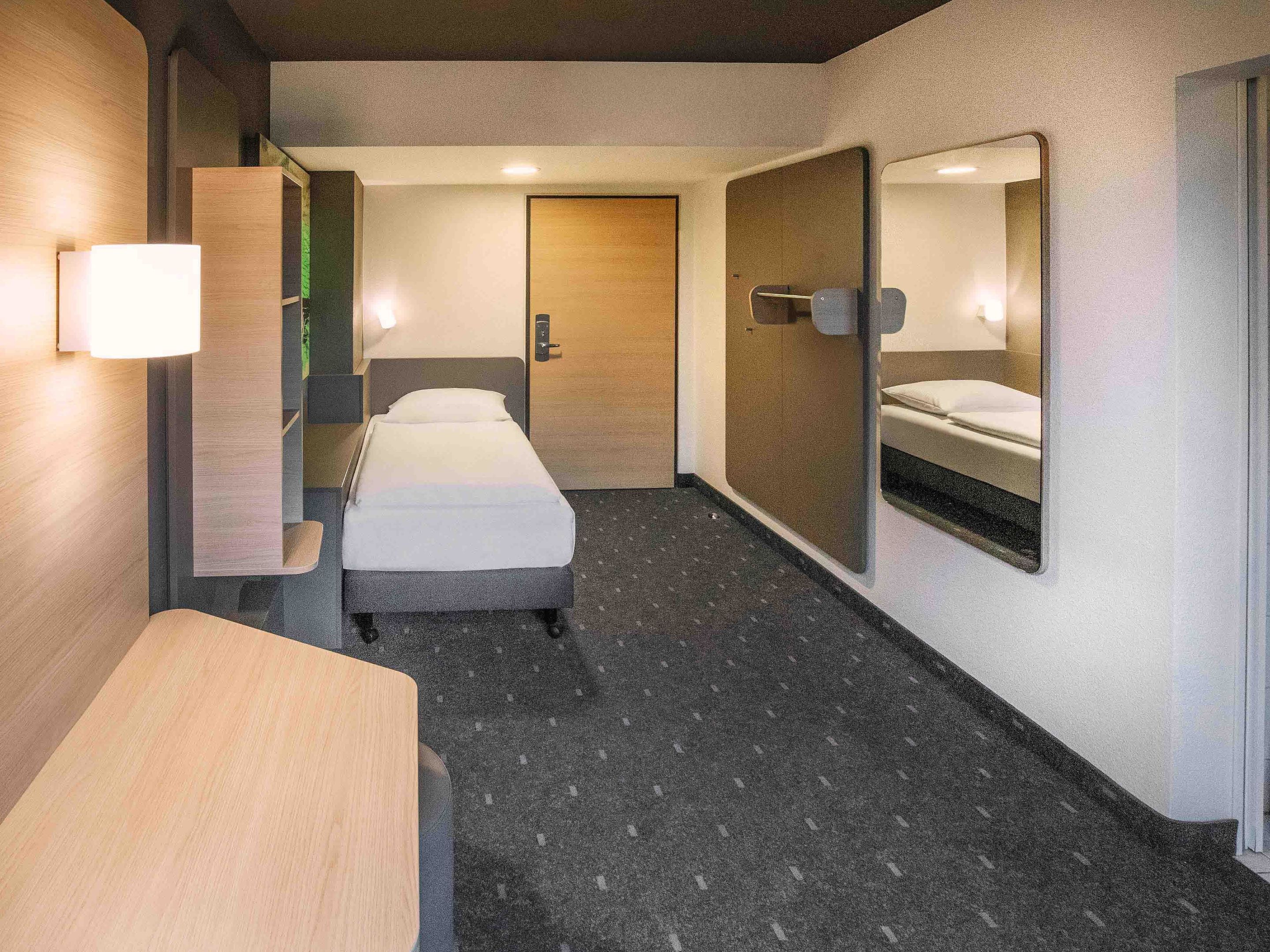 Foto - B&B HOTEL Würzburg-Ost