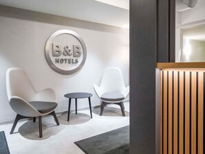 Interior -  B&B HOTEL Würzburg-Ost (Würzburg)