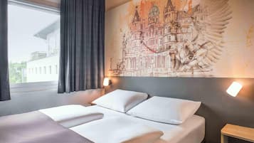 Bureau, chambres insonorisées, Wi-Fi gratuit, draps fournis