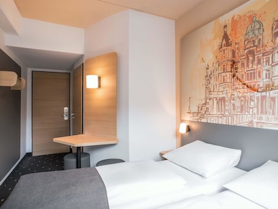 B&B HOTEL Schwerin-Süd