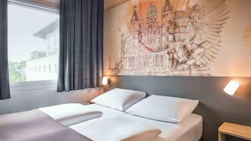 Doppelzimmer | Schreibtisch, schallisolierte Zimmer, kostenloses WLAN, Bettwäsche