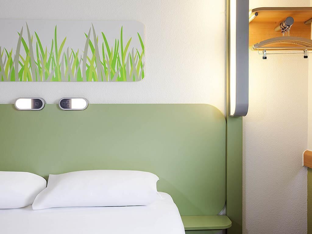 Standard Double Room, 1 Double Bed | Desk, free WiFi, bed sheets