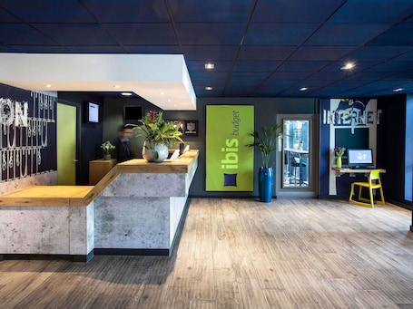 Miscellaneous. Ibis Budget Beaconsfield