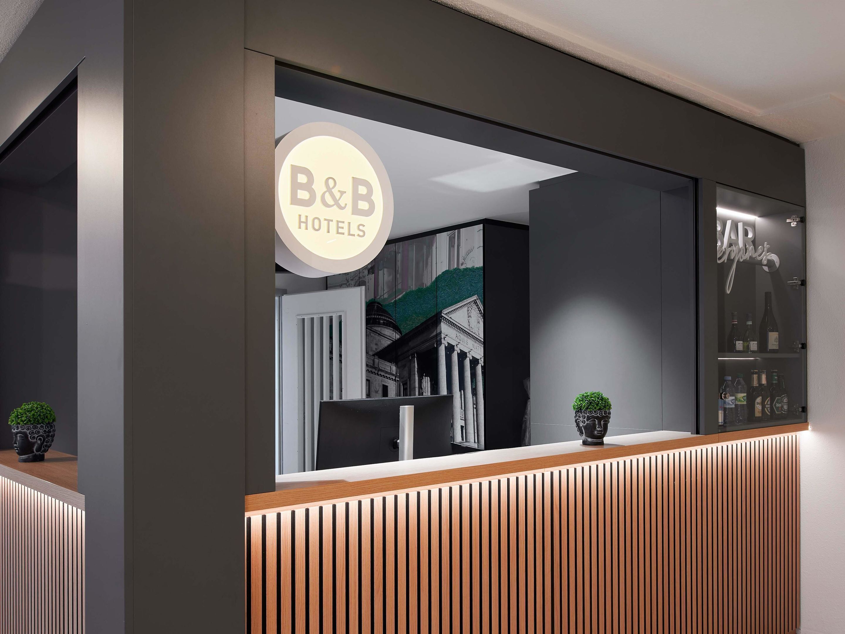 Foto - B&B HOTEL Wiesbaden-Ost