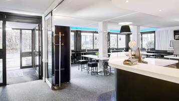 Desk, blackout drapes, soundproofing, free WiFi