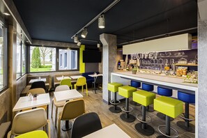 Bar (in der Unterkunft)