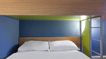 Desk, blackout curtains, soundproofing, free WiFi