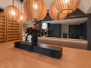 Lobby - B&B HOTEL Wuppertal-Oberbarmen (Wuppertal)