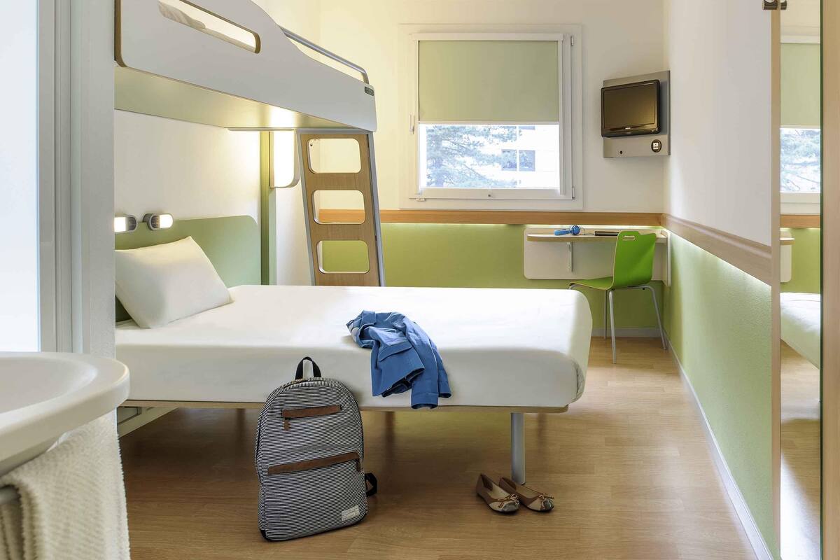 Zimmer, 1 Doppelbett, barrierefrei | Schallisolierte Zimmer