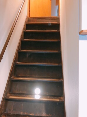 Staircase - Ryokoheya Tenchokan (Osaka)