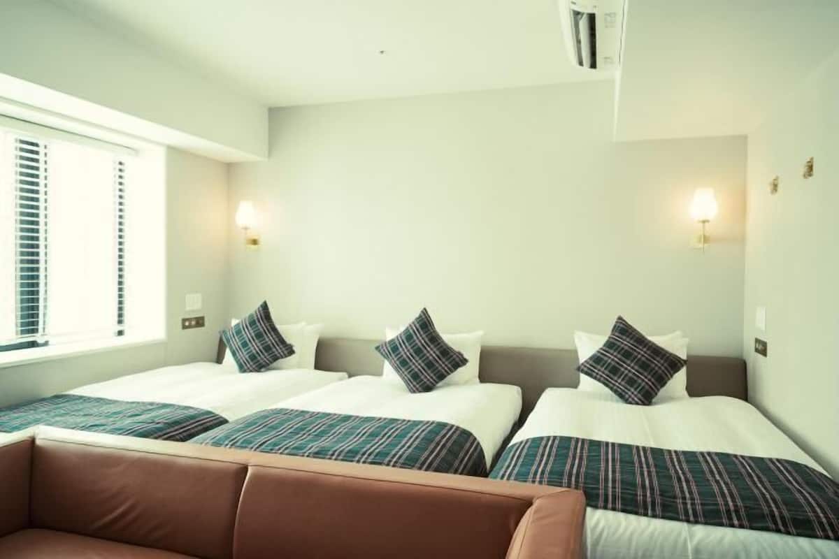In-room safe, desk, iron/ironing board, free WiFi