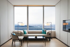 1 室のベッドルーム、高級寝具、羽毛の掛け布団、ミニバー