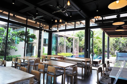 Eco Moment Beach Resort Hadchaosamran