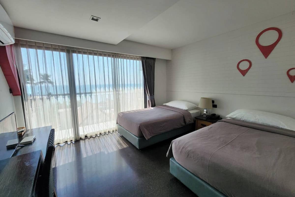 Superior Double or Twin Room | Egyptian cotton sheets, premium bedding, in-room safe, desk