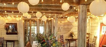 Turquoise Barn Catskills 1800s Carriage House Barn w/Pond/Mtns on 13 acres