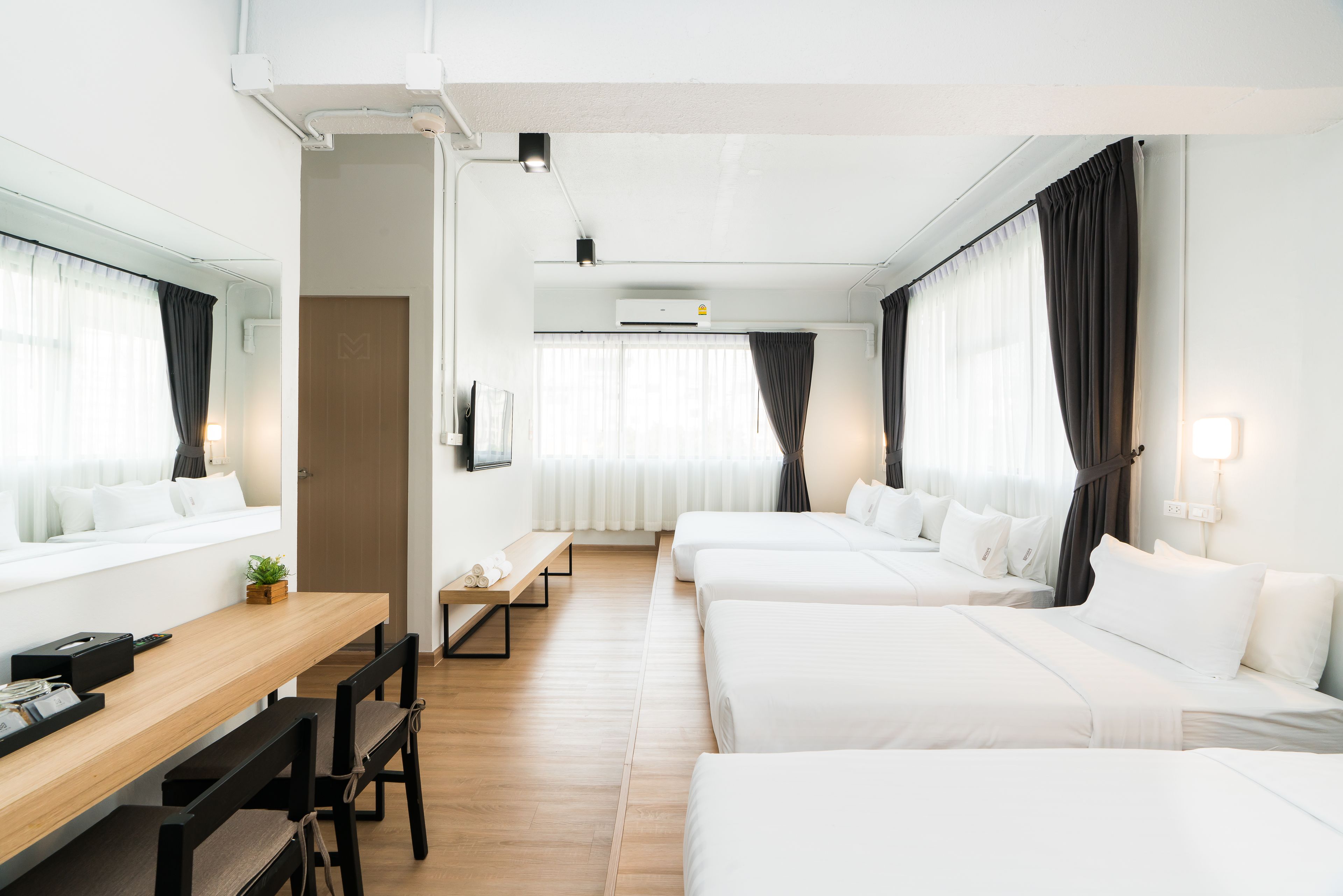 Family Room, Non Smoking | City view