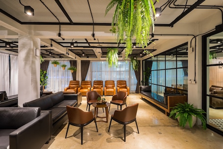 Sala de estar en el lobby