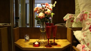 2 sovrum, värdeförvaringsskåp på rummet och strykjärn/strykbräda