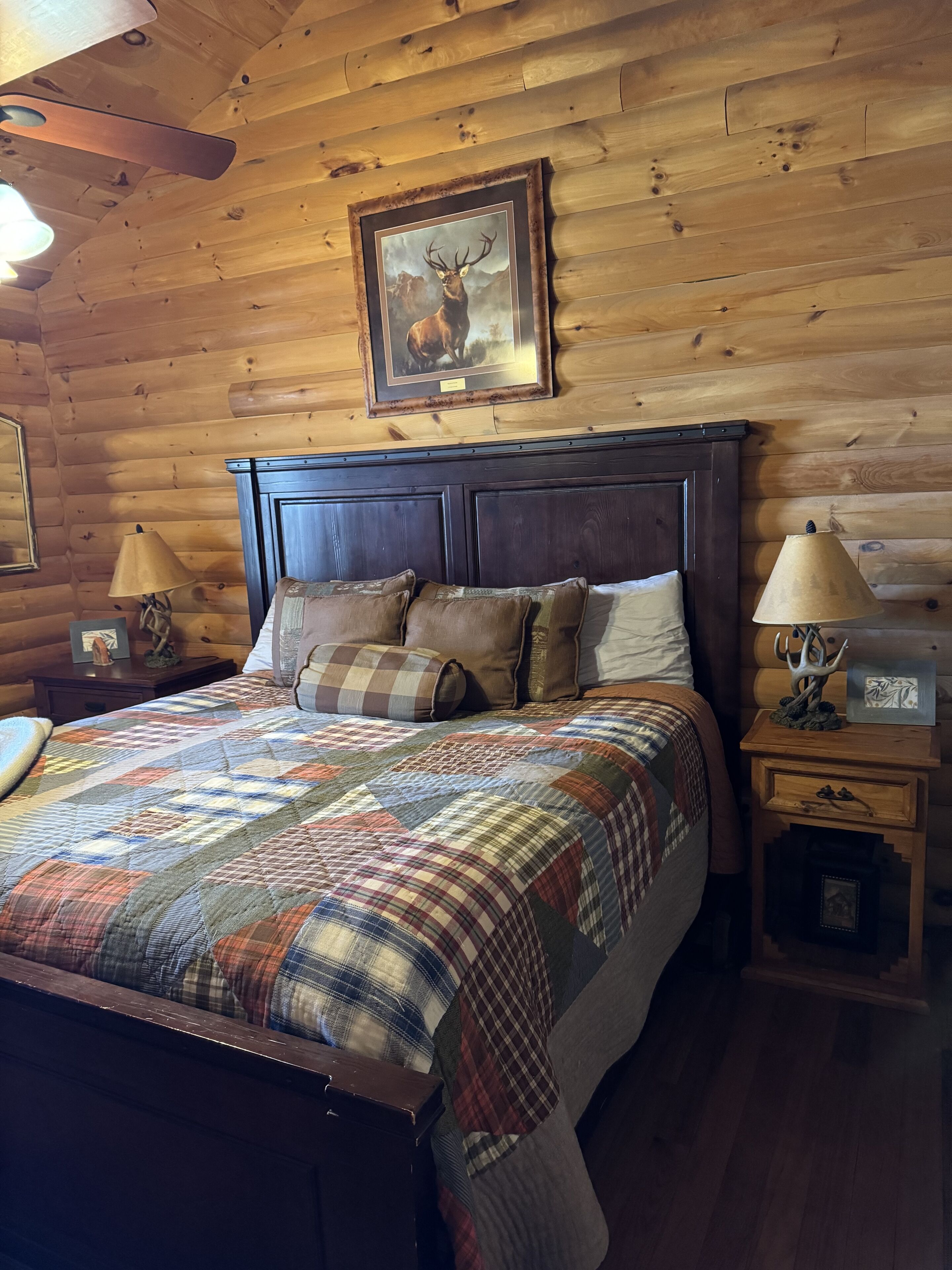 2 Schlafzimmer, Schreibtisch, Bügeleisen/Bügelbrett, kostenloses WLAN