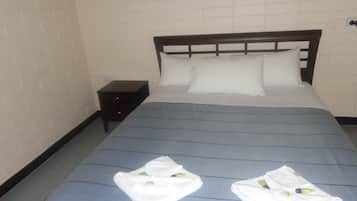 Basic Double Room, 1 Queen Bed, Non Smoking