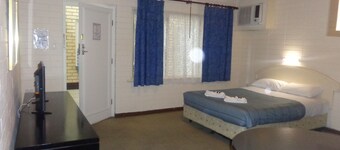 Adelaide Travellers Inn Hindley Street - Hostel