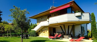 The Pomegranate - San Quirico d'Orcia