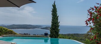 Beautiful Villa with swimming-pool & great sea view on the Gulf of Porto-Vecchio