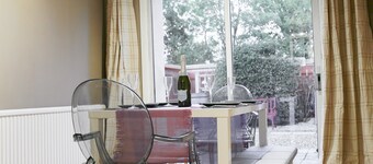 Zoo House Chester - 400 metri dai Lions!