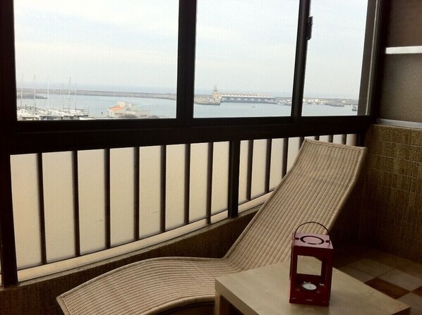 Interior - Apartment in front of the Sea, Marina and Casino Povoa do Varzim (6 to 10pessoas) (Póvoa de Varzim)