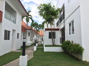 Property grounds - Heartland Hotel Service Rooms and Apartments (Panglao)