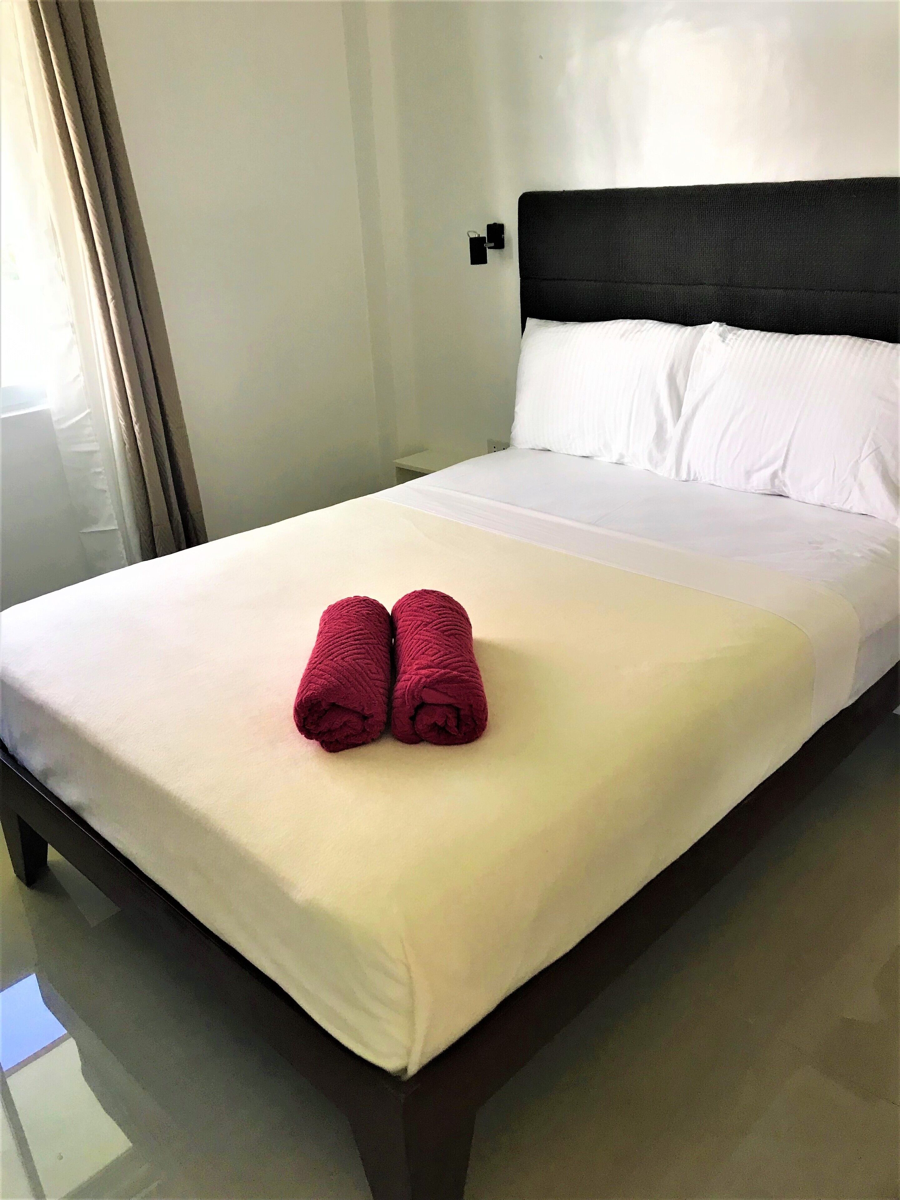 duplex, kitchenette | in-room safe, free wifi, bed sheets